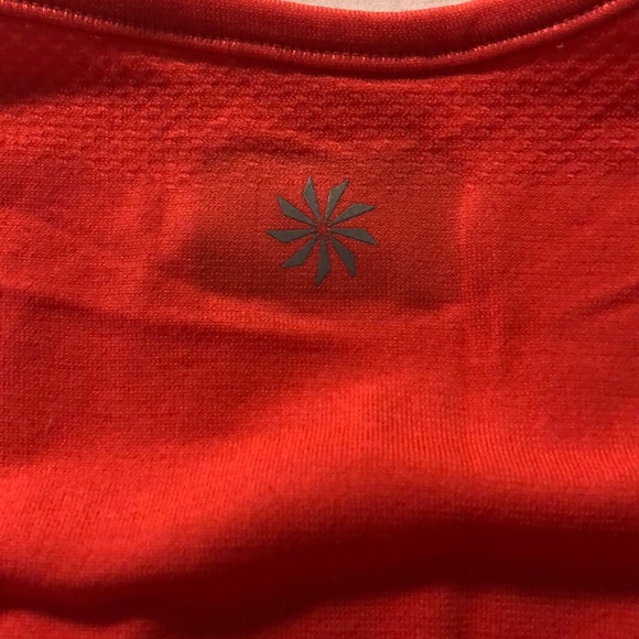 Like new Athleta top - Picture 5 of 5
